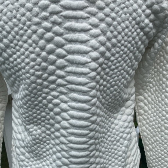 Patterned autumn sweater - Picture 7 of 10